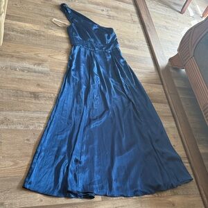Galina Signature by David’s Bridal Elegant Blue One-Shoulder Dress size 10